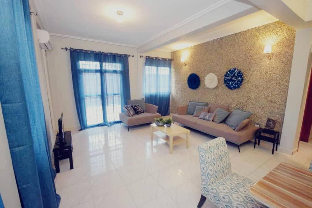Aparthotel Stone House - Makepe, Douala Extérieur photo
