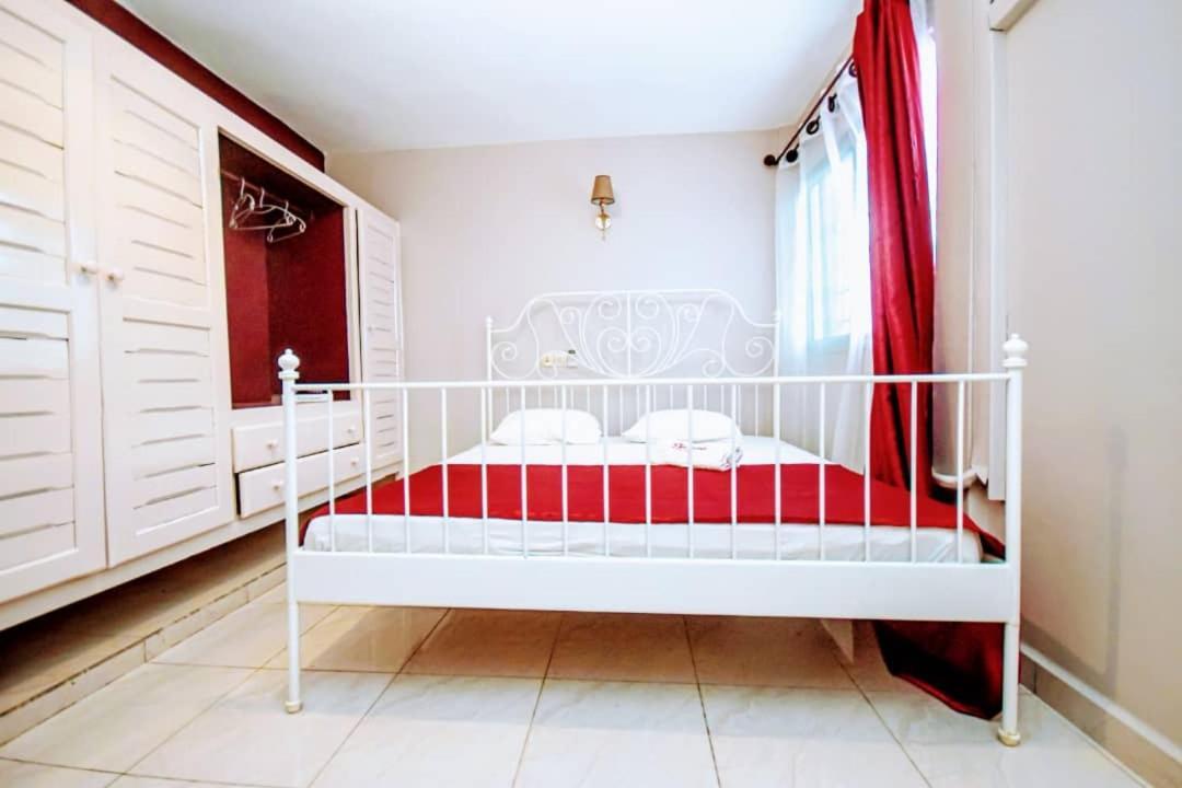 Aparthotel Stone House - Makepe, Douala Extérieur photo