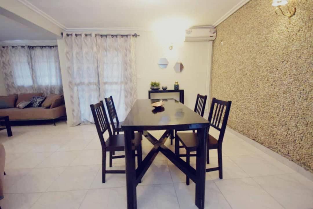 Aparthotel Stone House - Makepe, Douala Extérieur photo