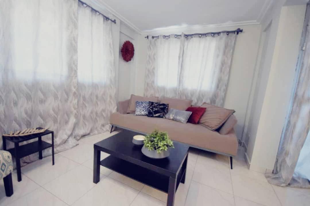 Aparthotel Stone House - Makepe, Douala Extérieur photo